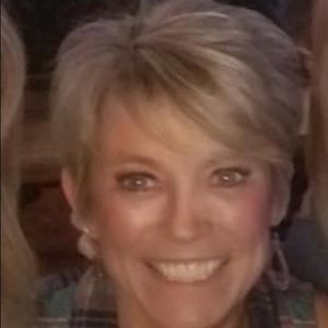 Meet your Posher, Debbie